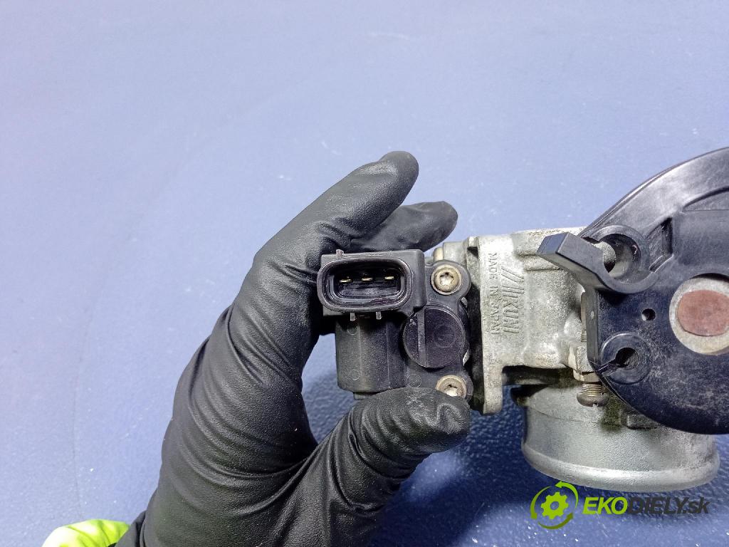 Suzuki Ignis 2001 škrticí klapka 18117-78F01