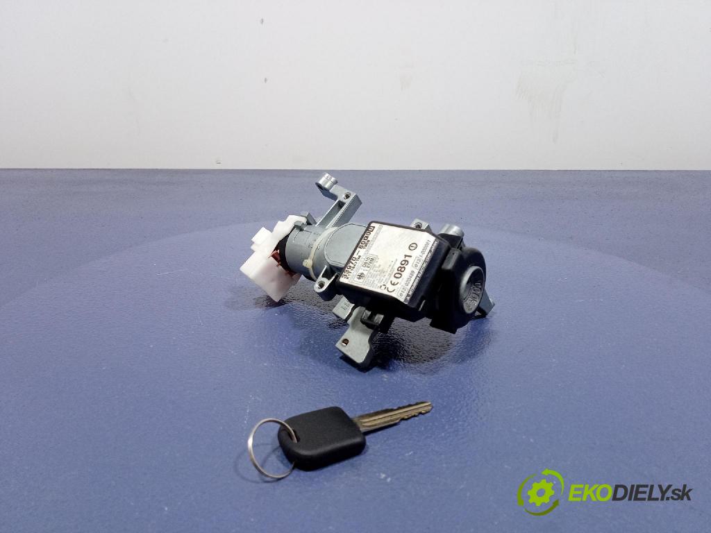 Suzuki Ignis 2001 řídící jednotka Motor: 33920-80GE