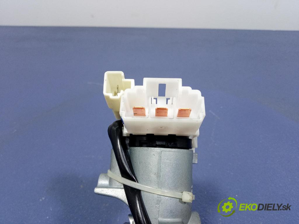 Suzuki Ignis 2001 řídící jednotka Motor: 33920-80GE