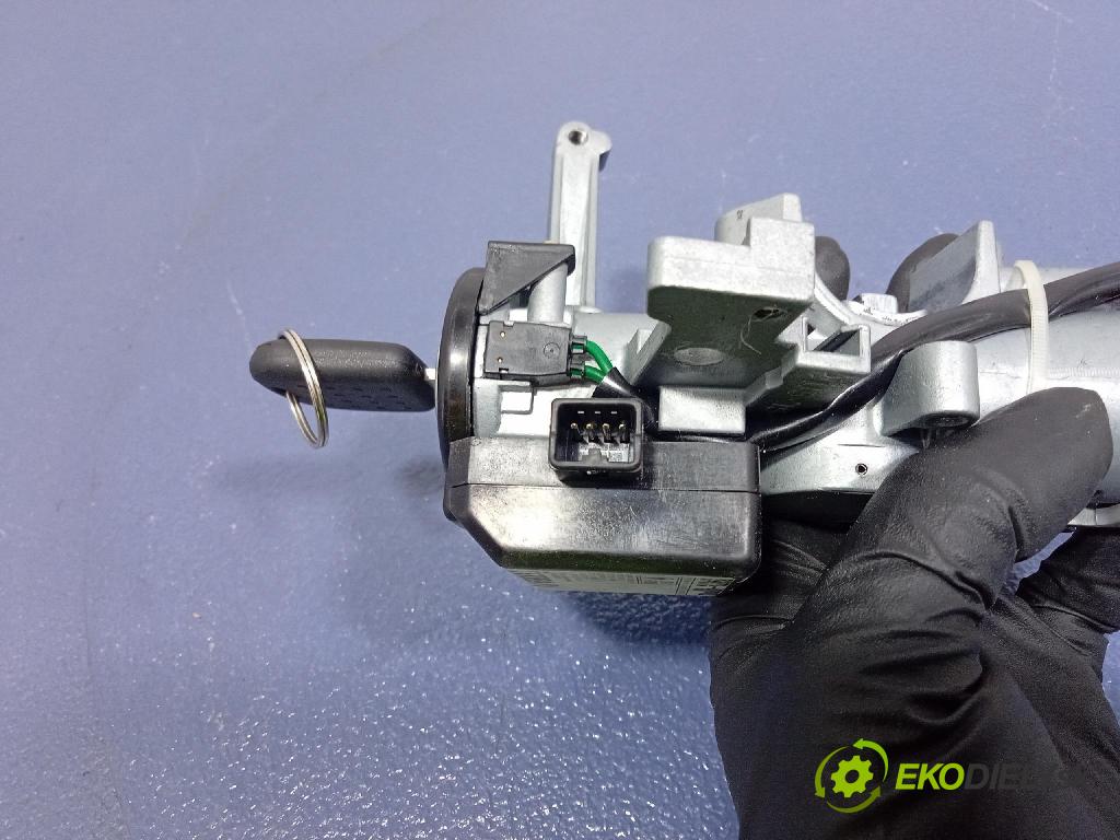 Suzuki Ignis 2001 řídící jednotka Motor: 33920-80GE