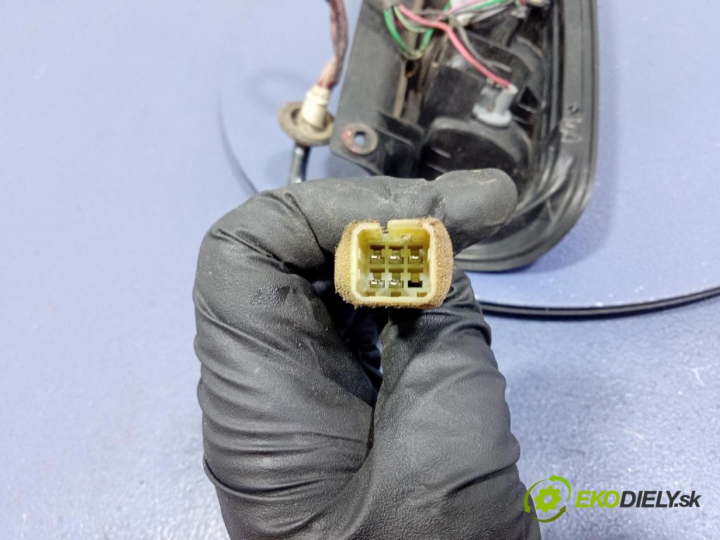 Suzuki Ignis 2001 svetlo / reflektor zad ľavá Vonkajsia: 35655-74G0L