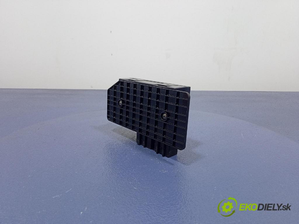 Vw Passat 2004 řídící jednotka Komfortu 1C0959799B