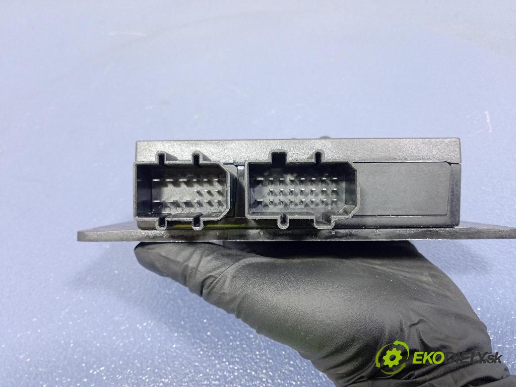 Vw Passat 2004 řídící jednotka Komfortu 1C0959799B