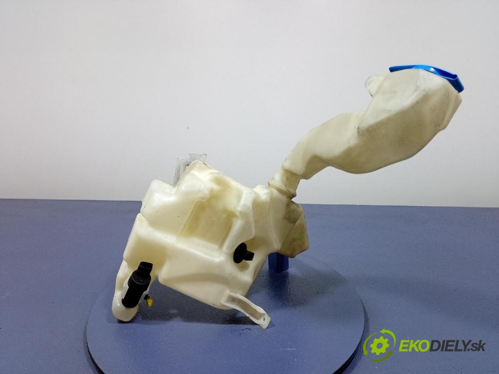 Vw Passat 2004 nádržka Podložka: 3B0955453AF