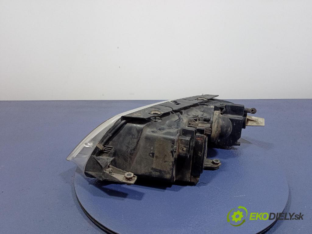 Vw Passat 2004 světlo v pravo: 20-6243