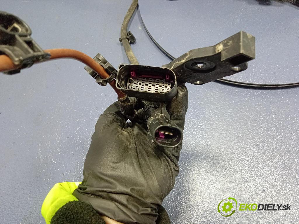 Audi SQ8 2022 Ozubené kolo: volant 4M0501055AC