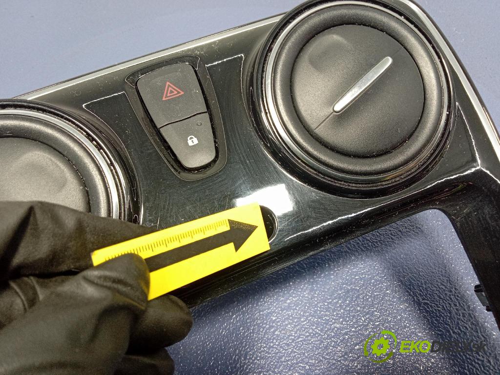 Dacia Lodgy 2018 GRIDS: Prúd vzduchu: Vzduch: 682607382R