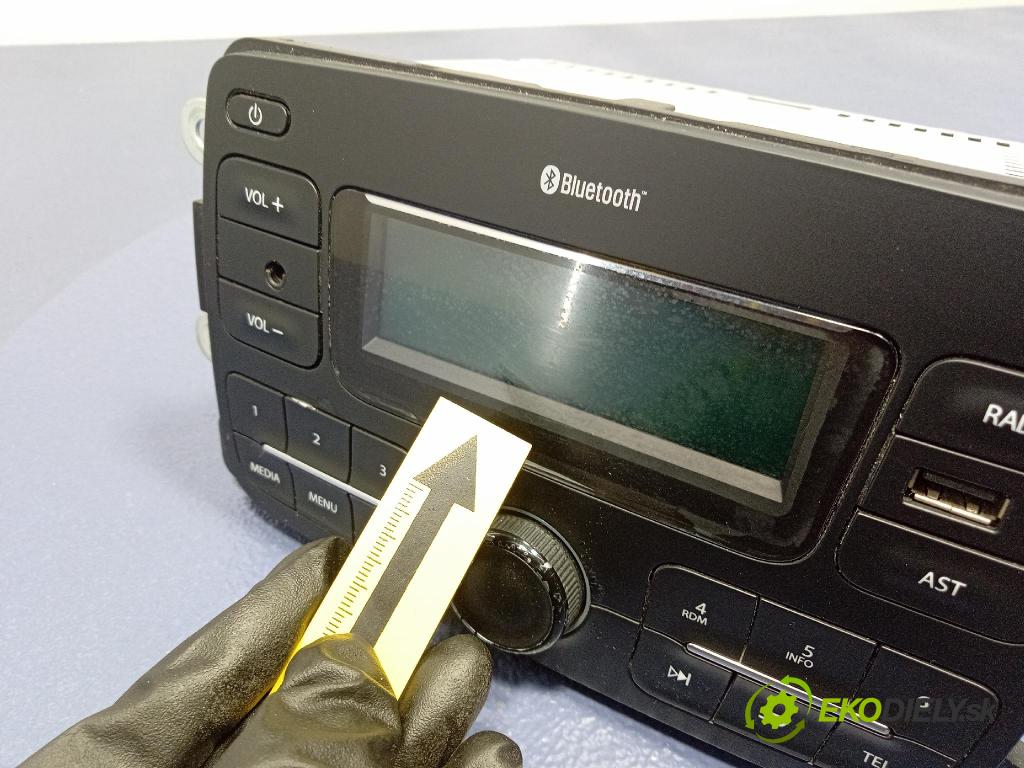 Dacia Lodgy 2018 Radio I Navigace: 281154759R