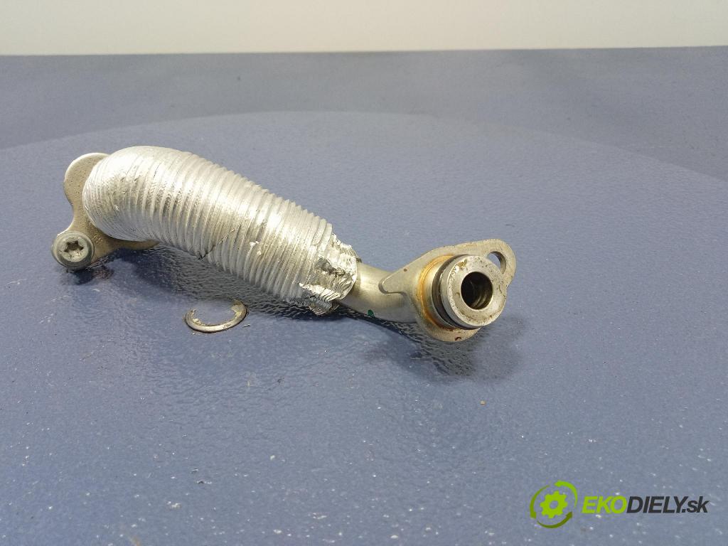 Audi SQ8 2022 rúrka Olej 0P2145772A