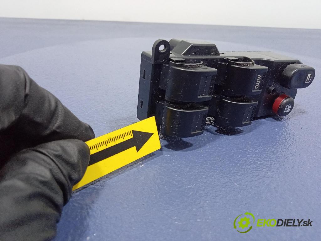 Honda City 2008 prepínač Okná: