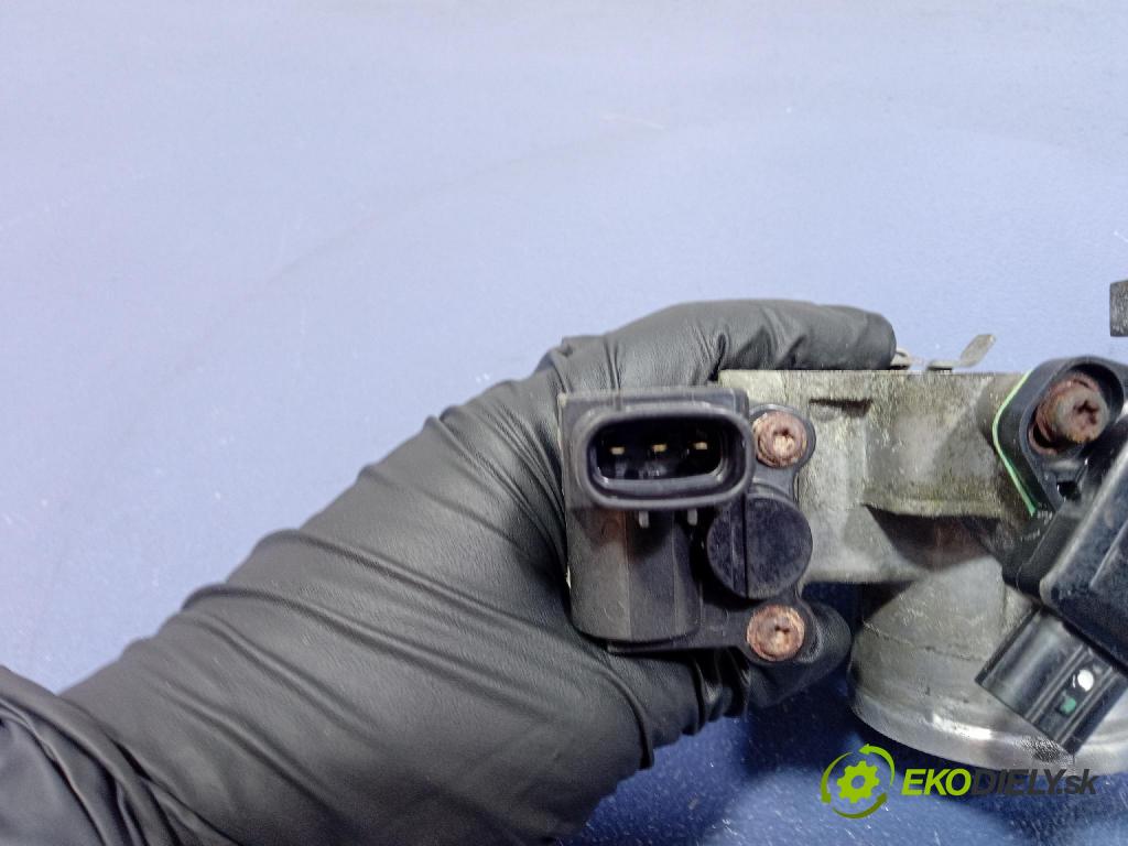 Honda City 2008 klapka 136800-1961