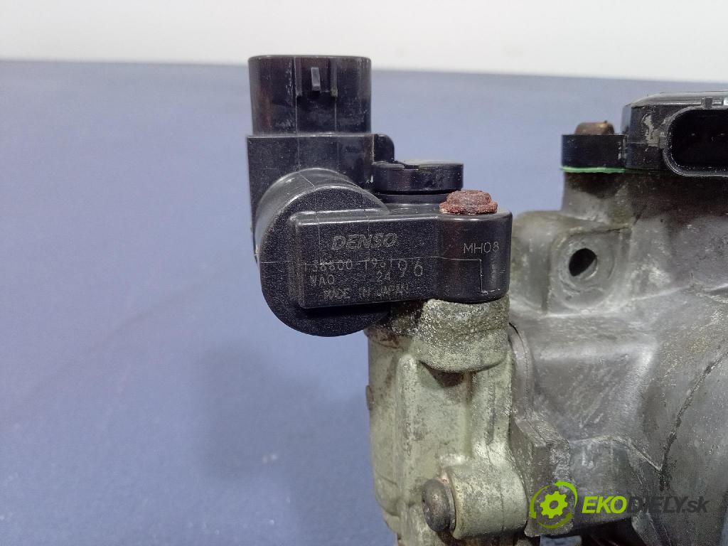 Honda City 2008 klapka 136800-1961