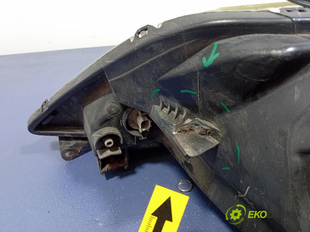 Honda City 2008 Reflektor: v pravo: STANLEY P5658