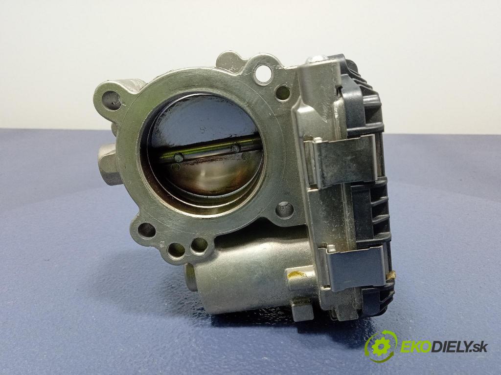 Audi SQ8 2022 klapka 0P2133062B