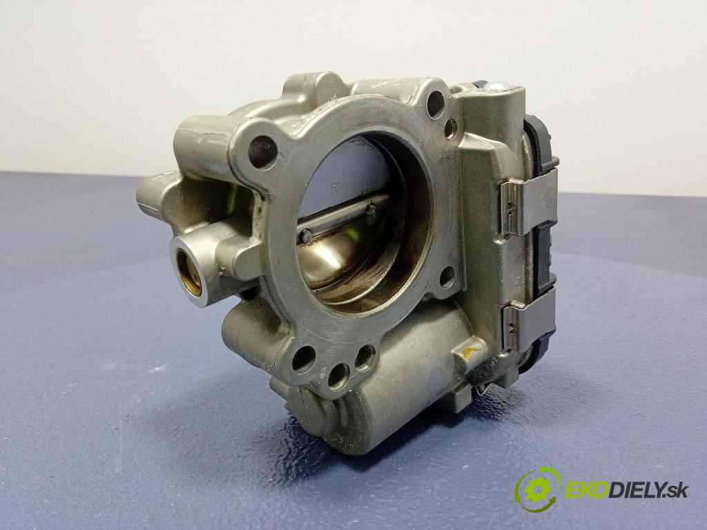 Audi SQ8 2022 klapka 0P2133062B