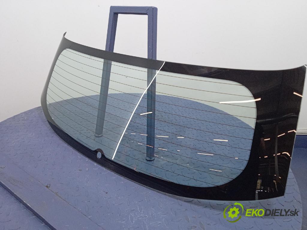 Hyundai I20 2015 sklo zadna