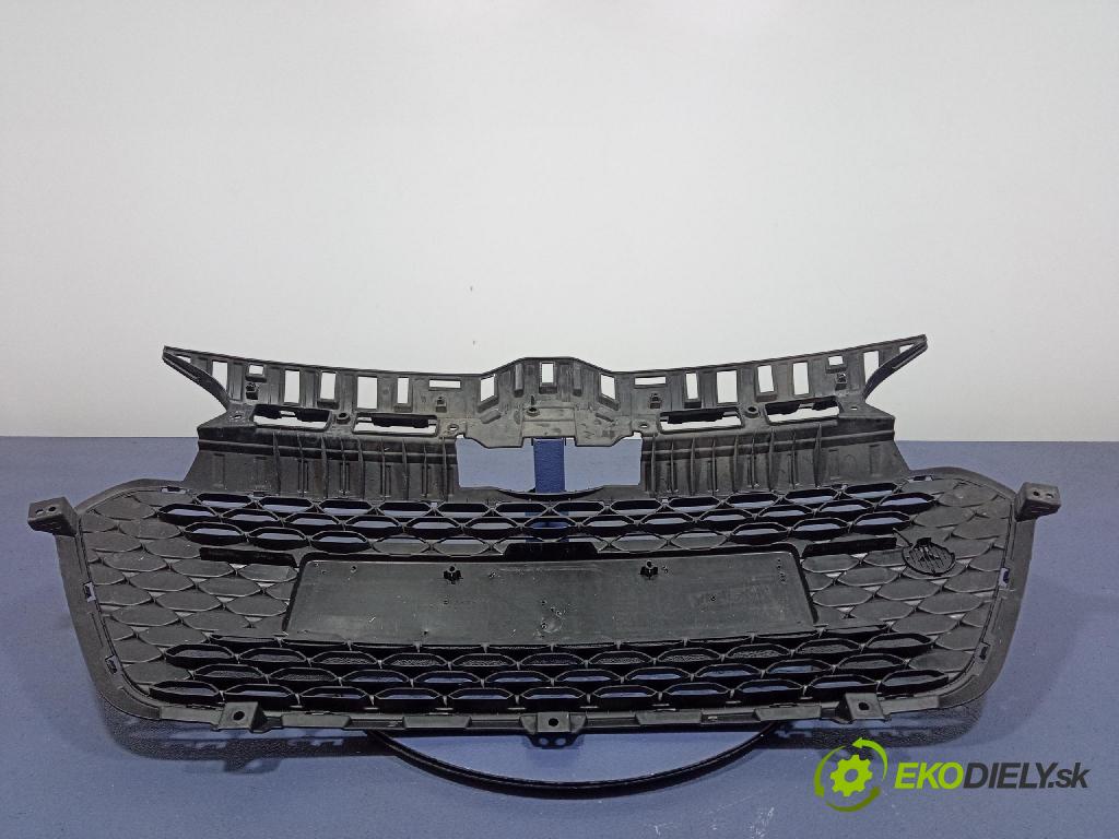 Hyundai I20 2015 miežka / Gril: 86569-C8010