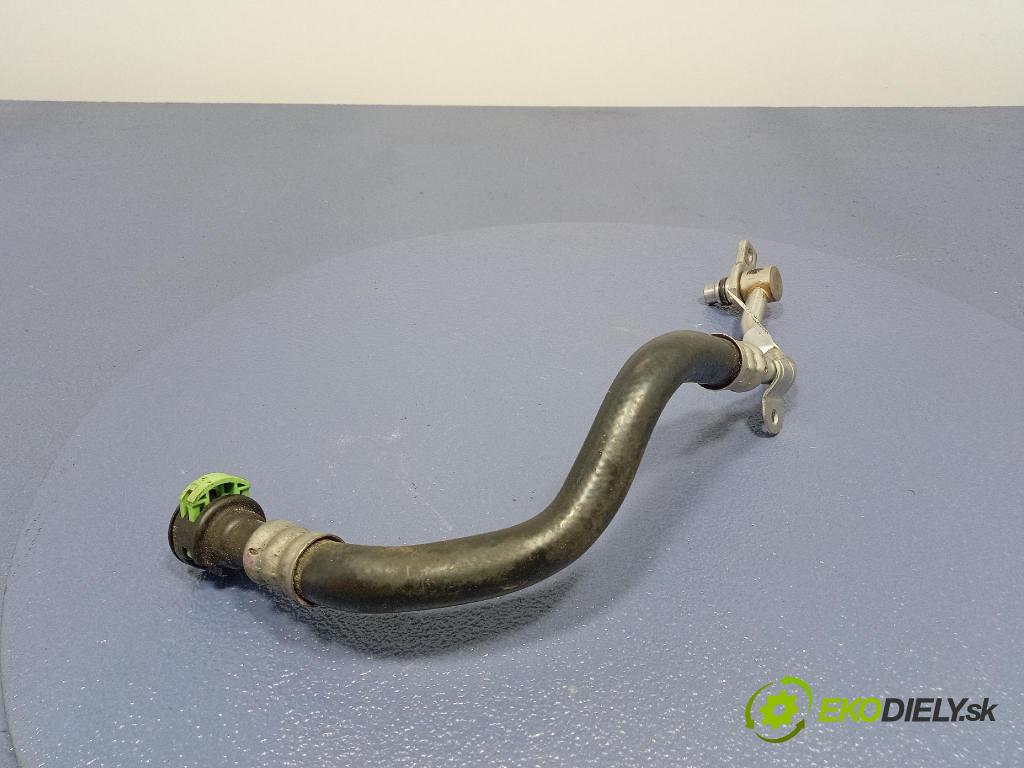 Audi SQ8 2022 trubka Olejový: 4N0317818AF