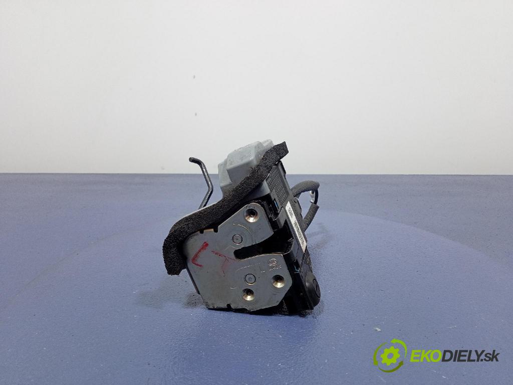 Hyundai I20 2015 zámok dvere zad Vľavo: 81410-C8020