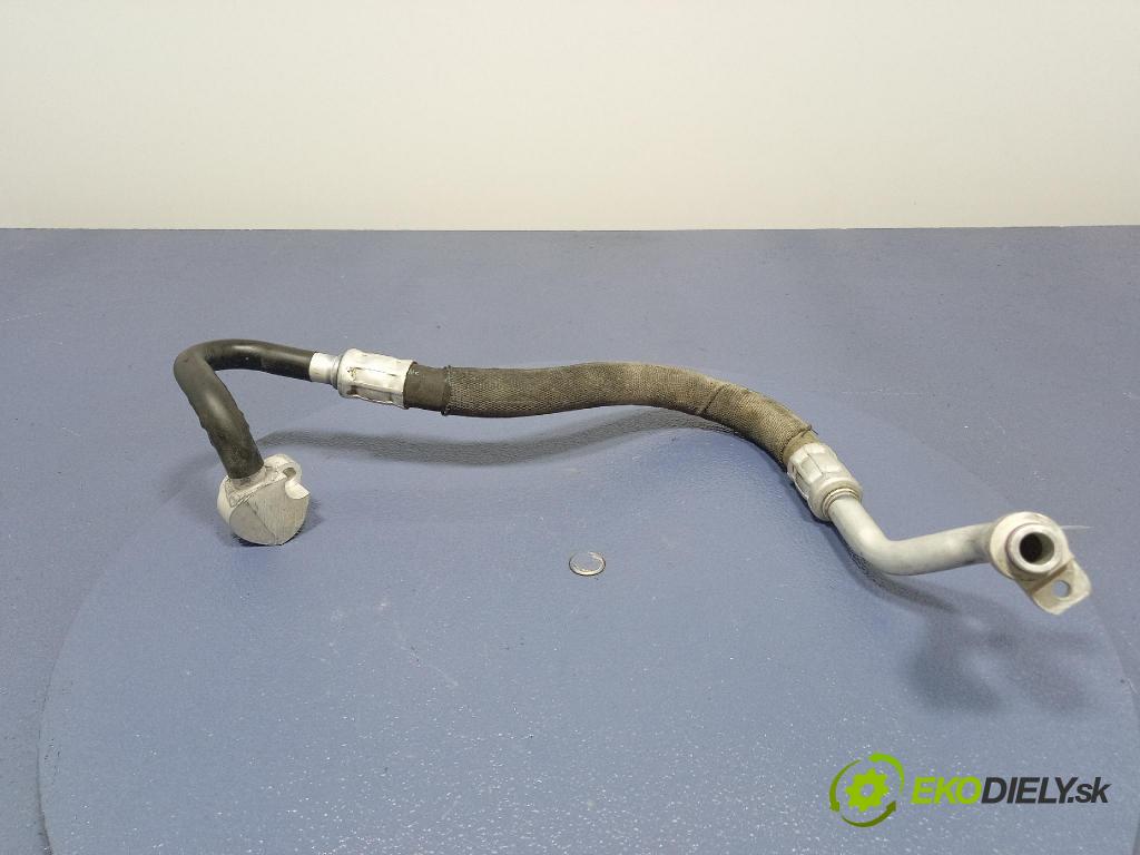 Audi SQ8 2022 trubka Klimatizace: 4M0816743AC