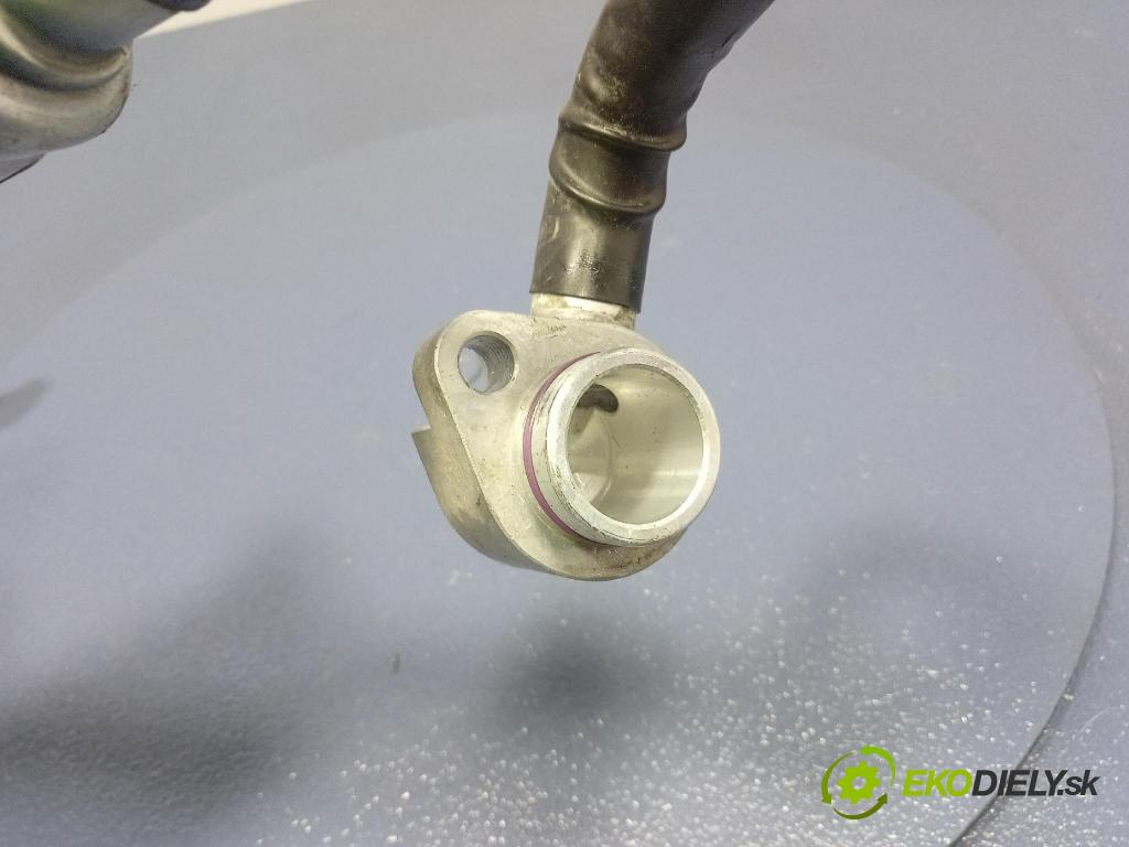 Audi SQ8 2022 trubka Klimatizace: 4M0816743AC