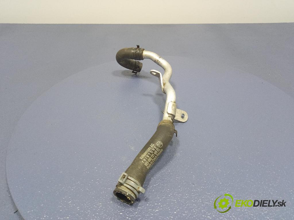 Audi SQ8 2022 rúrka Chladič: 4M0121485CQ