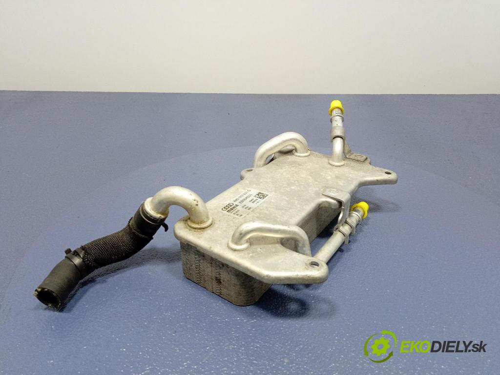 Audi SQ8 2022 chladič oleja 4M0317021G