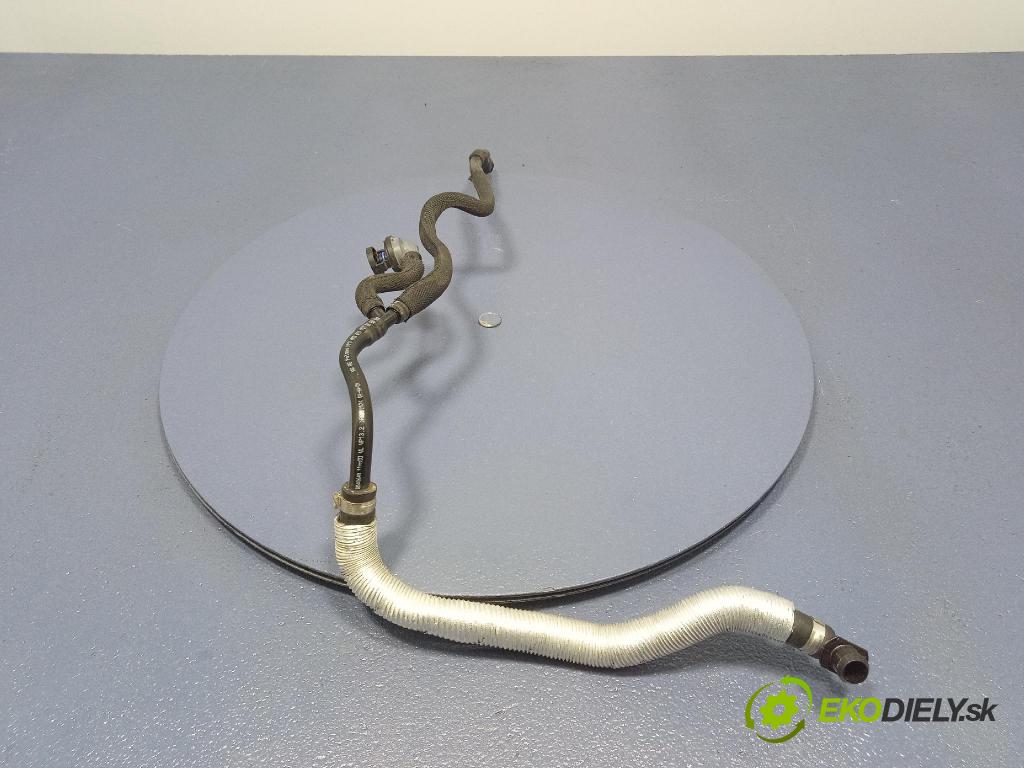 Audi SQ8 2022 trubka Vzduch: 4M0611931