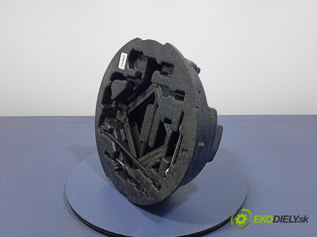 Hyundai I20 2015 Kulisa radenia 09149-C8000