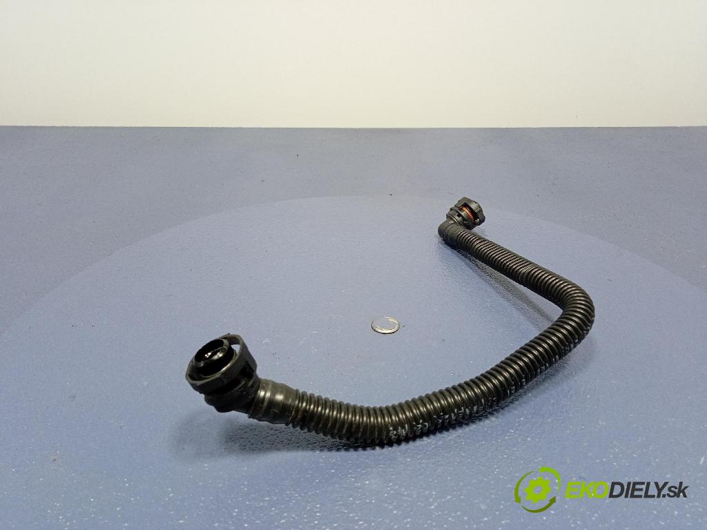 Audi SQ8 2022 rúrka Vzduch: 0P2103282A