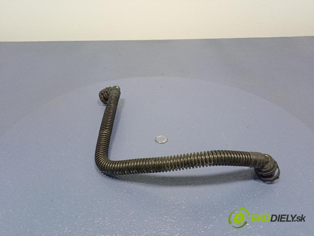 Audi SQ8 2022 rúrka Vzduch: 0P2103282A