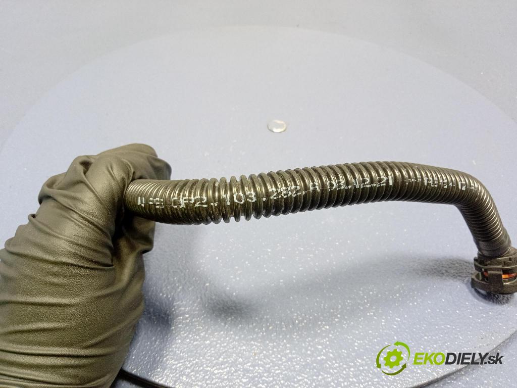 Audi SQ8 2022 rúrka Vzduch: 0P2103282A