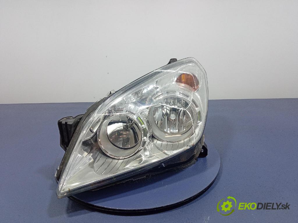 Opel Astra 2009 Reflektor: Vľavo: 1EG270370-61