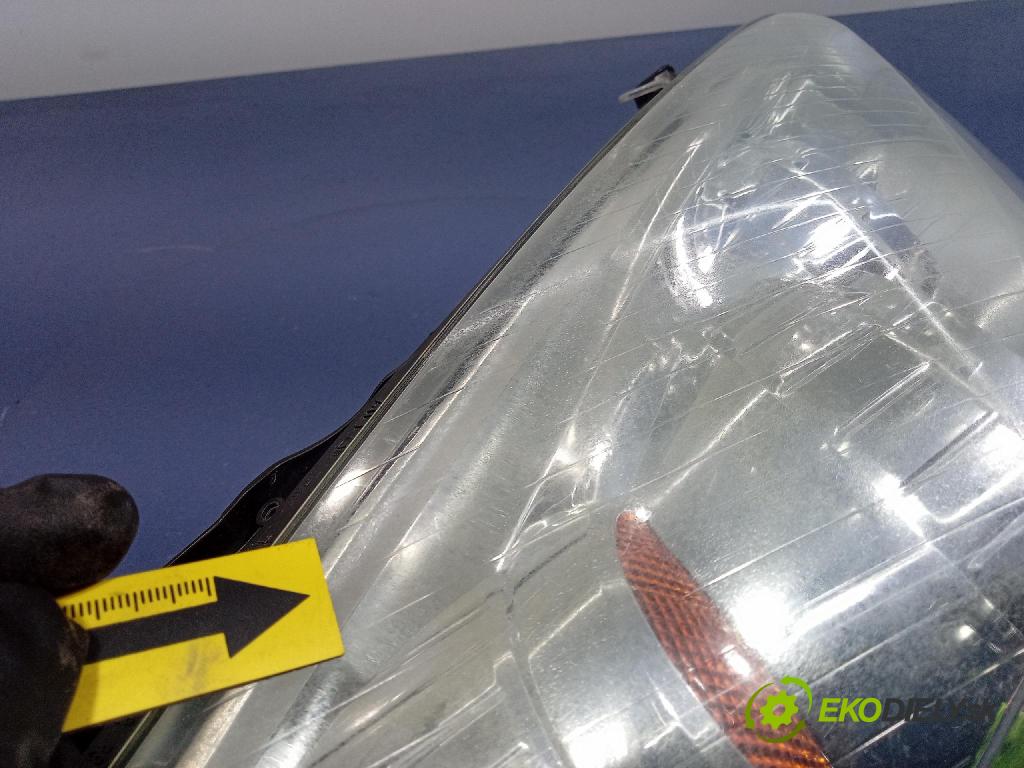 Opel Astra 2009 Reflektor: v pravo: 13239289