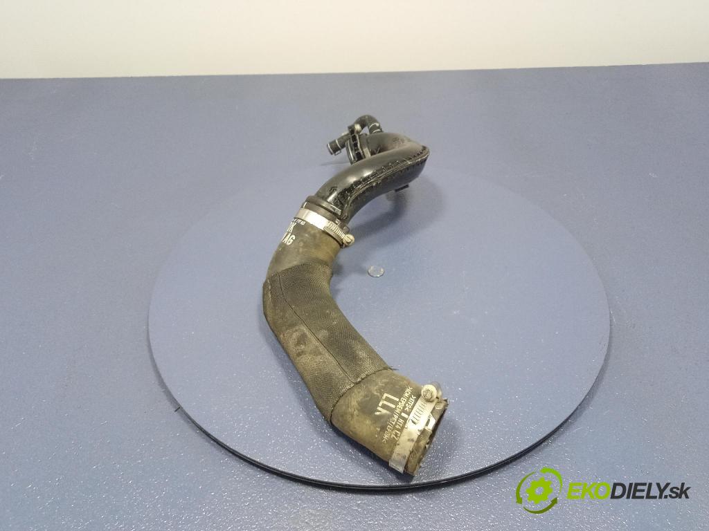 Audi SQ8 2022 trubka Vzduch: 0P2145681J