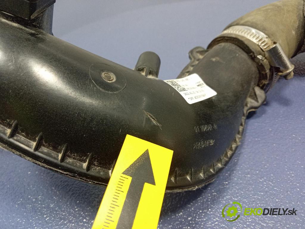 Audi SQ8 2022 trubka Vzduch: 0P2145681J