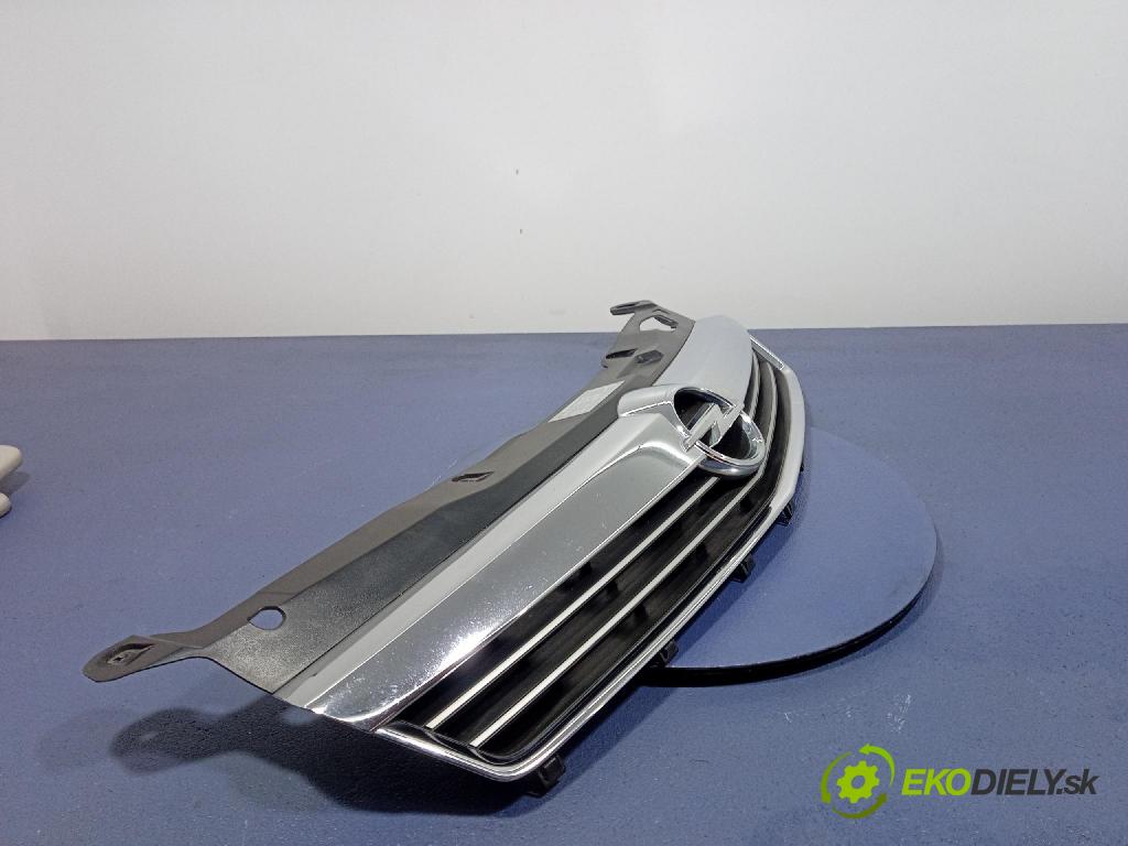 Opel Astra 2009 miežka / Gril: 13225775