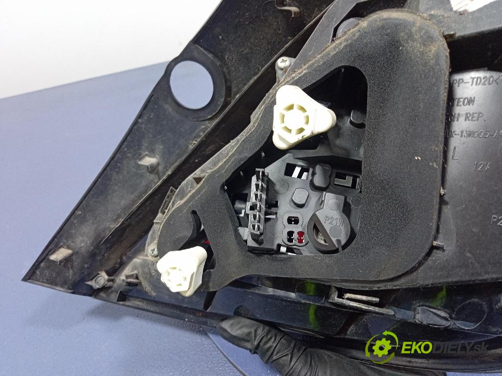 Opel Astra 2009 svetlo / reflektor zad ľavá Vonkajsia: 13222324