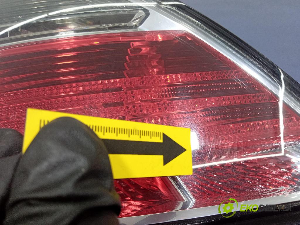 Opel Astra 2009 svetlo / reflektor zad ľavá Vonkajsia: 13222324