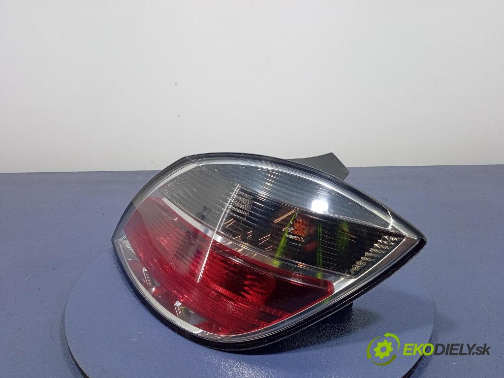 Opel Astra 2009 svetlo / reflektor zad Prava: Vonkajsia: 13222325