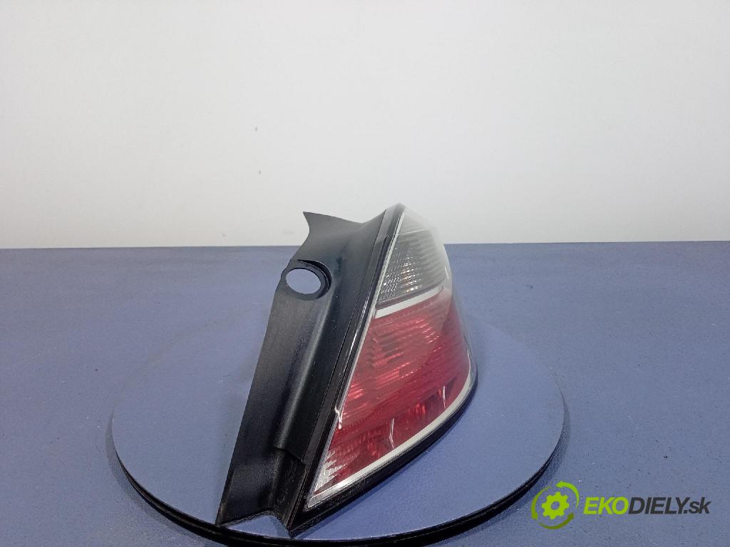 Opel Astra 2009 svetlo / reflektor zad Prava: Vonkajsia: 13222325