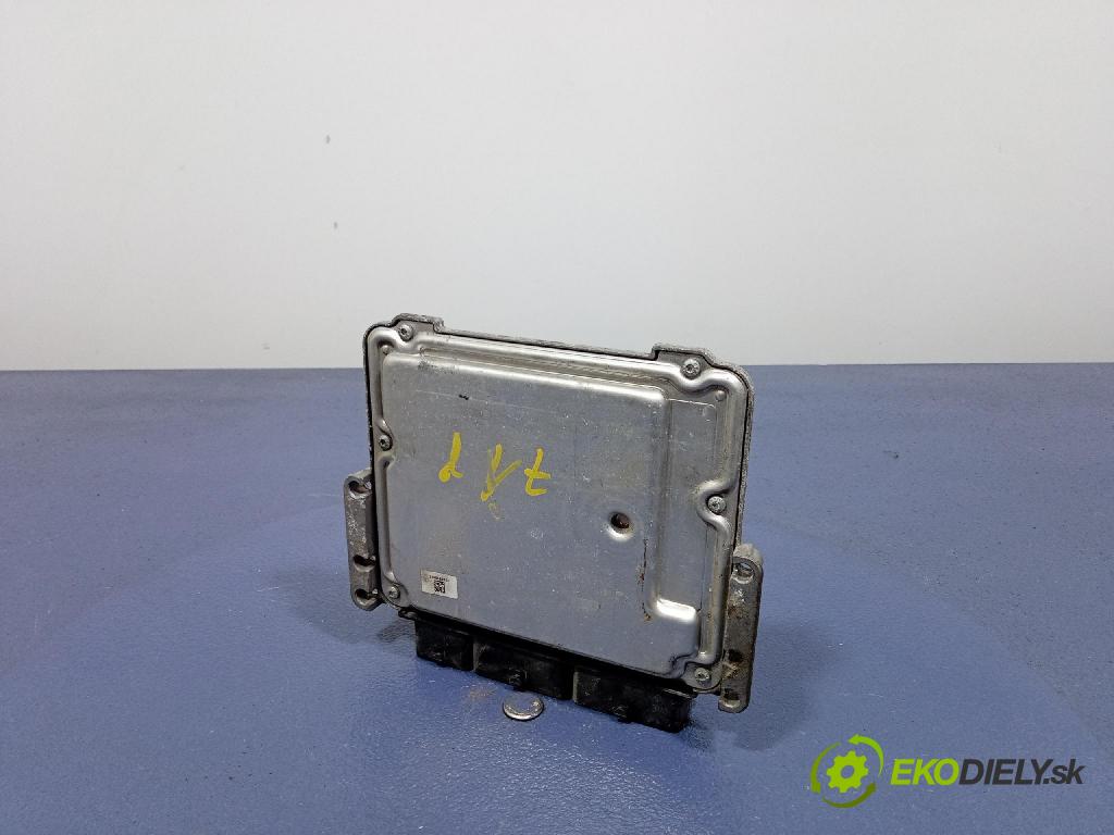 Dacia Lodgy 2018 riadiaca jednotka Motor: 237106319R