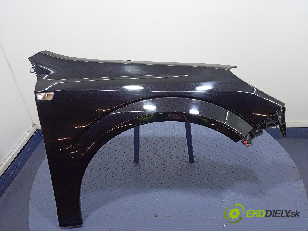 Opel Astra 2009 blatník Predné v pravo: