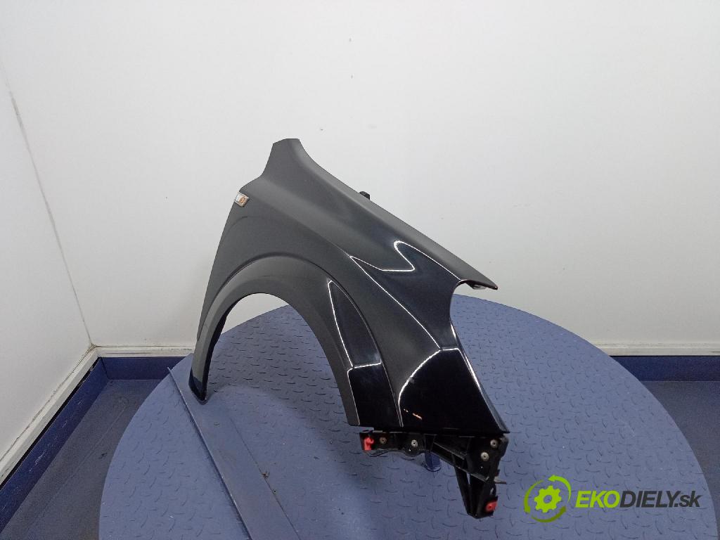 Opel Astra 2009 blatník Predné v pravo: