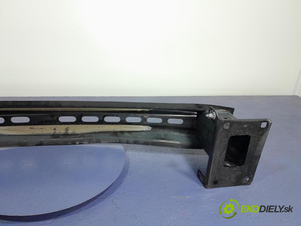 Skoda Octavia 2016 výstuha narazník Predné 