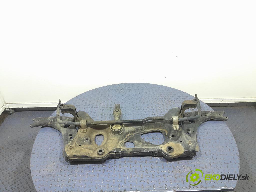 Skoda Octavia 2015 Výstuha