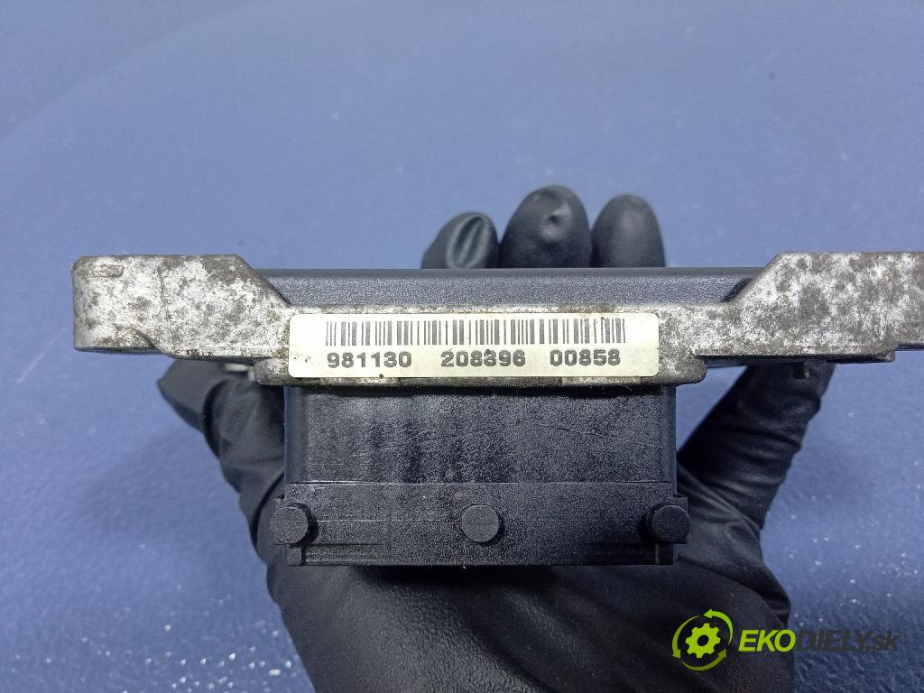 Opel Astra 2009 riadiaca jednotka Motor: 55558787