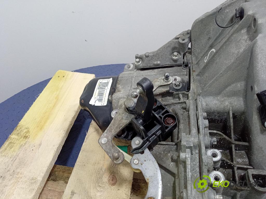 Dacia Lodgy 2018 převodovka Ozubené kola: Manualna JRQ