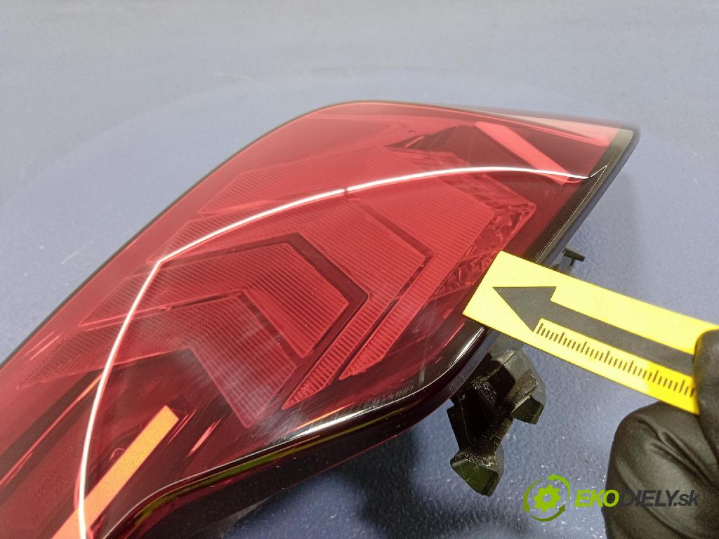 Bmw Ix2 2025 svetlo / reflektor zad Prava: Vonkajsia: 9448810