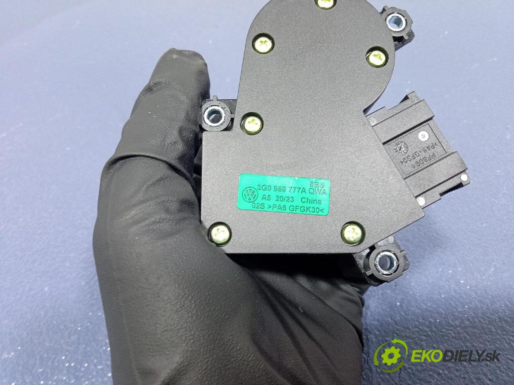 Vw Arteon 2024 prepínač Foto: 3G0959777A